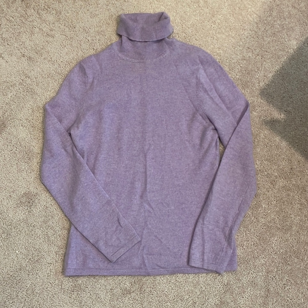 100% cashmere turtleneck